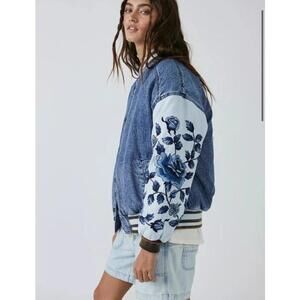 We The Free Team Spirit Jacket